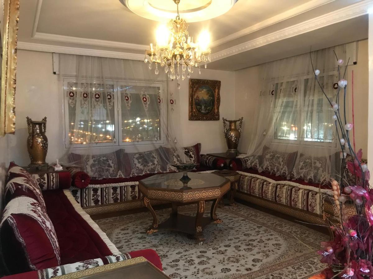 Appartement Familal A Trois Chambres En Face Marjane & Hotel Ahlen Tanger Exterior foto